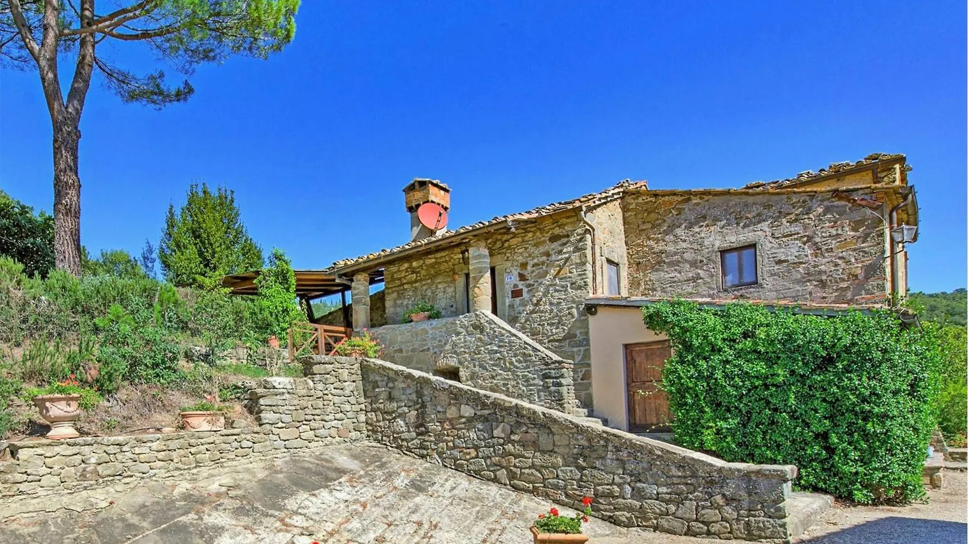 Holiday home 3 Bedroom Cozy Home In Greve In Chianti
